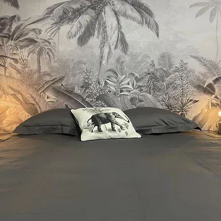 Une Nuit Chez Louis *